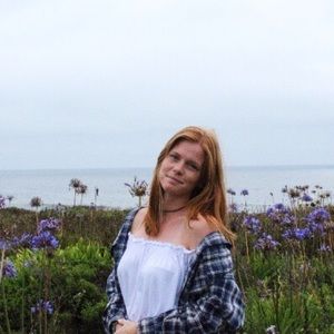 Meet your Posher, Julie